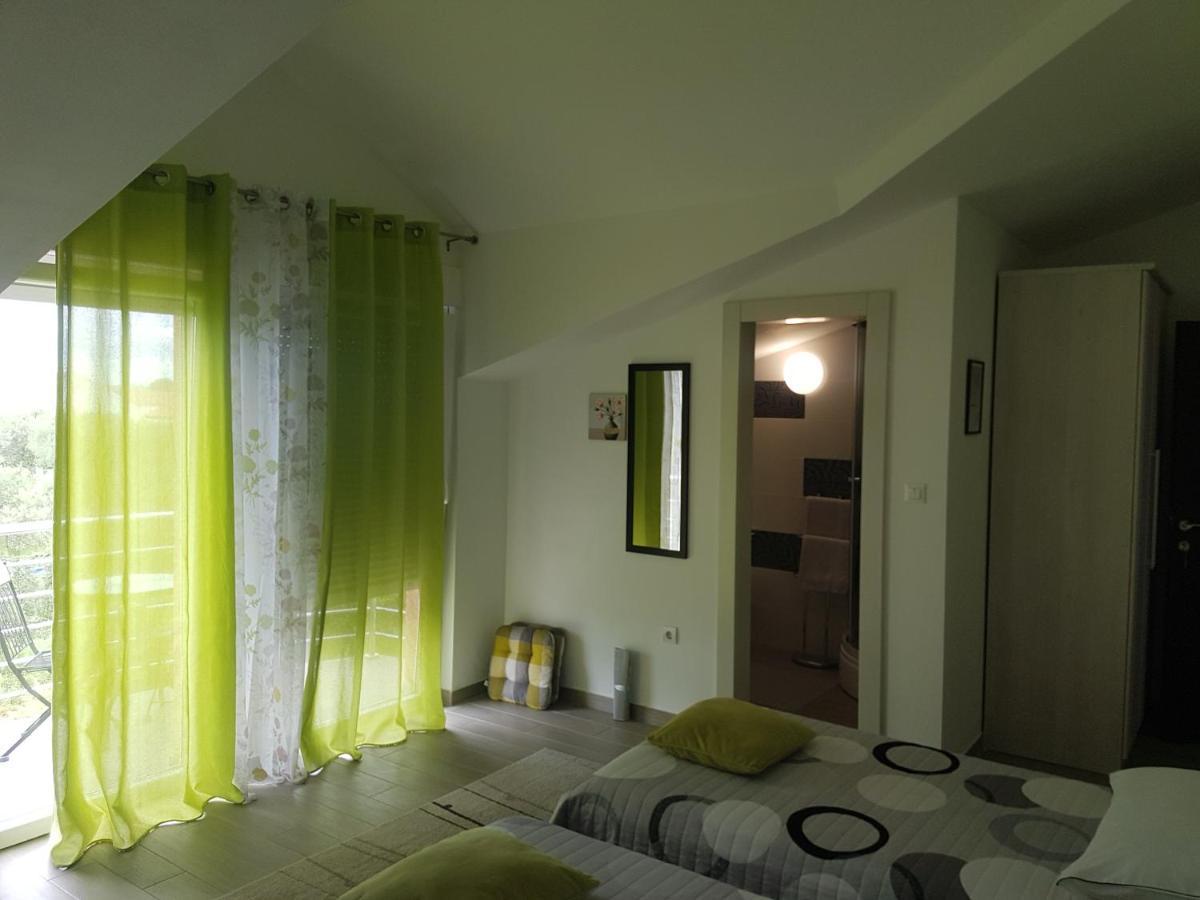 Gabi Rooms & Studio Apartment Lozovac Dış mekan fotoğraf