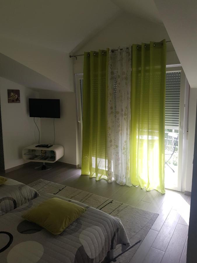 Gabi Rooms & Studio Apartment Lozovac Dış mekan fotoğraf