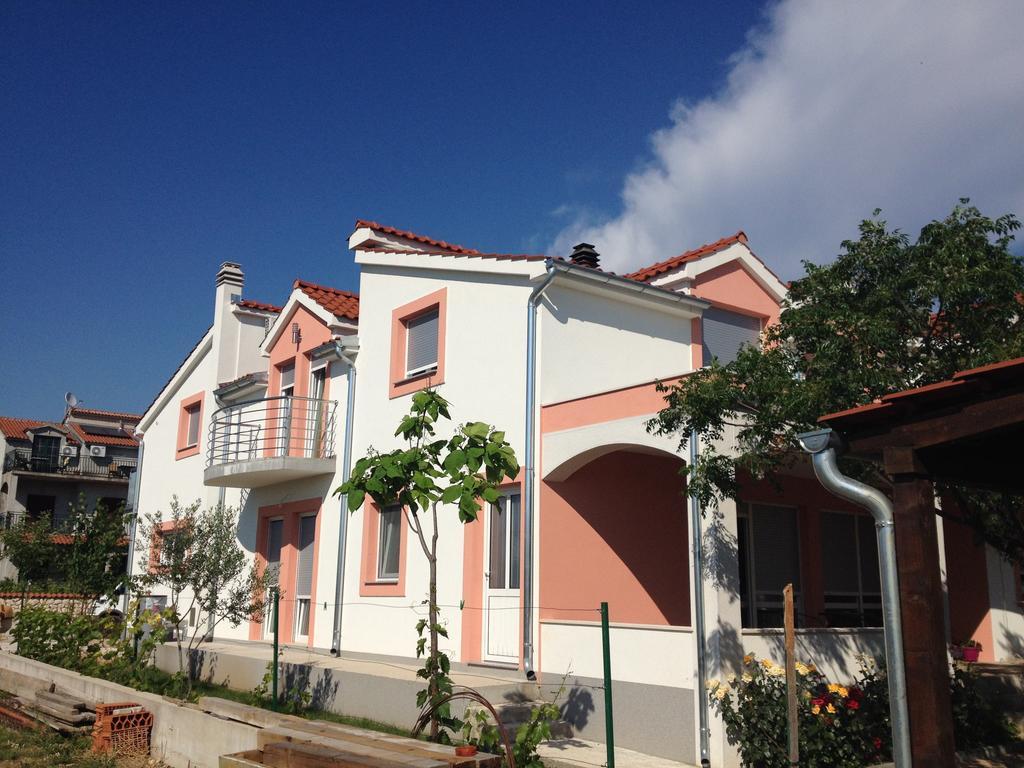 Gabi Rooms & Studio Apartment Lozovac Dış mekan fotoğraf